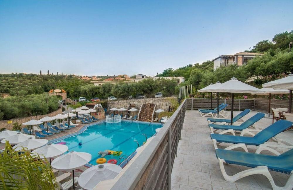 Mavrikos Hotel Plános 外观 照片