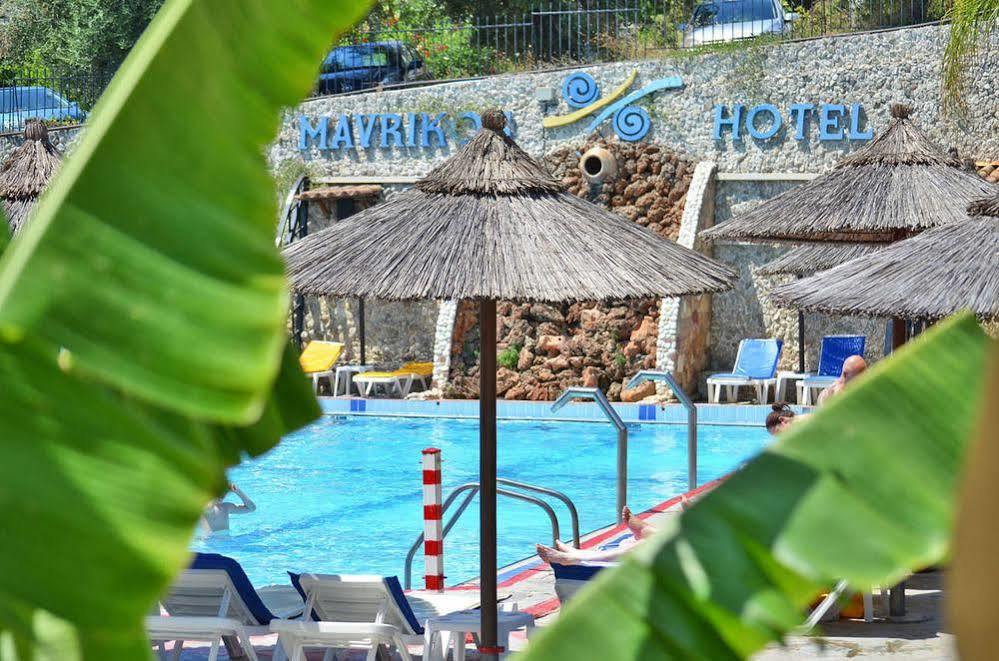 Mavrikos Hotel Plános 外观 照片