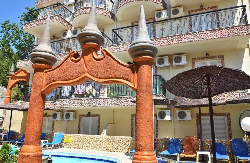 Mavrikos Hotel Plános 外观 照片