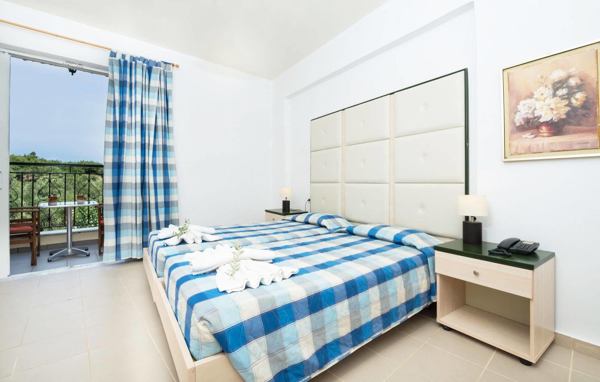 Mavrikos Hotel Plános 外观 照片